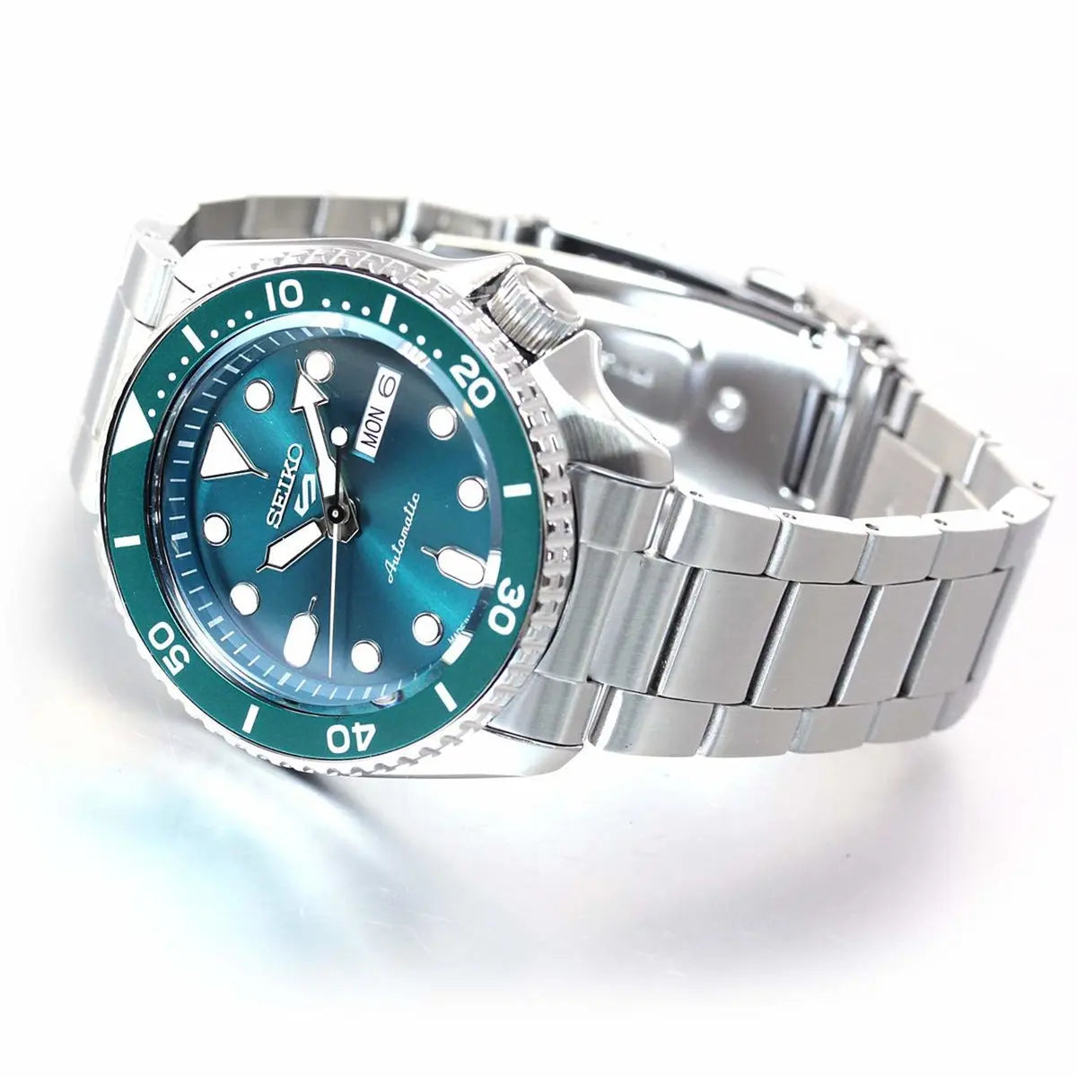 SEIKO 5 SPORTS