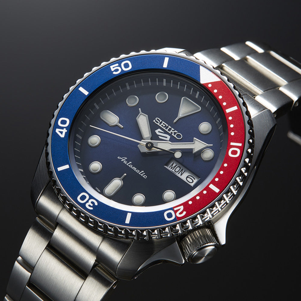 SEIKO 5 SPORTS